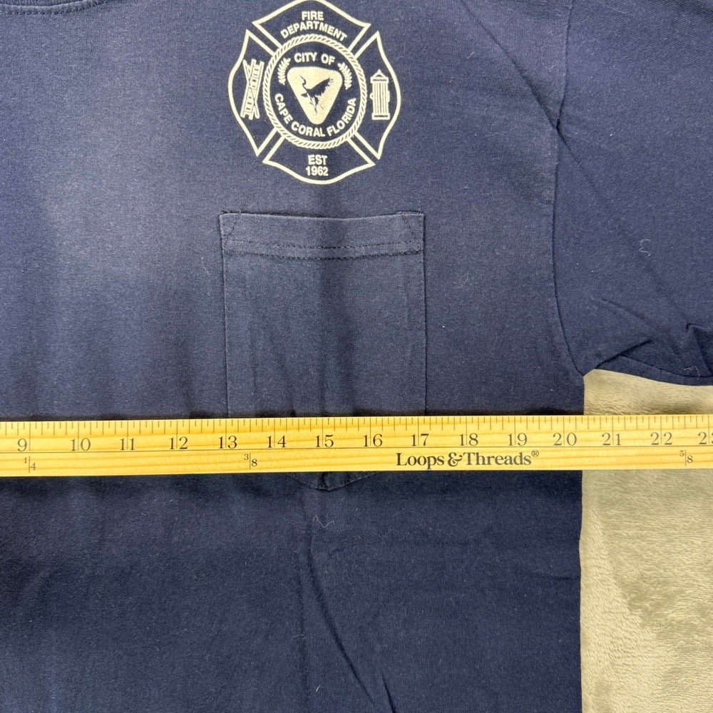 Gildan Cape Coral Florida Fire Rescue Pocket T-Shirt Mensβ Large Navy Blue L - Picture 4 of 7